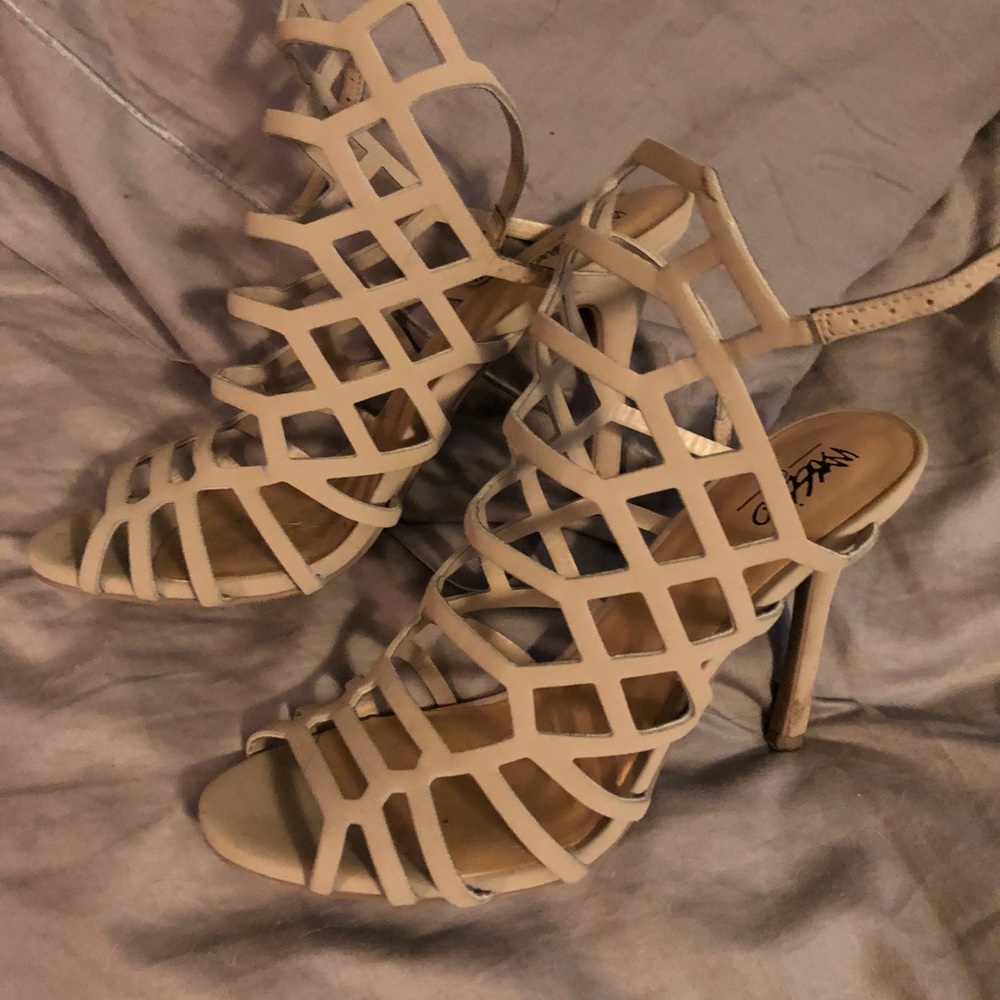 Mossimo size 8 heels